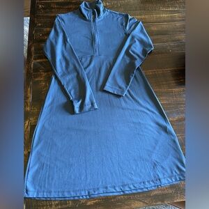 Title Nine Blue Long Sleeve Dress